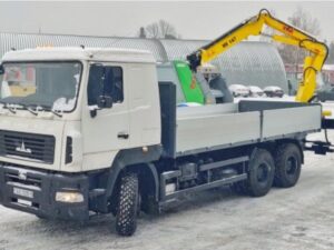 Бортовой автомобиль на шасси МАЗ 6312 с КМУ HYVA HV147
