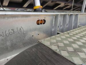 Самосвал щеповоз с боковой разгрузкой на шасси МАЗ 631228 8527 012
