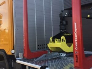 Сортиментовоз scania r500 с надстройкой sts forest и манипулятором tajfun liv120