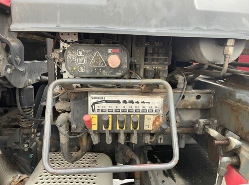 8-kran-manipuljator-kmu-hiab-220s-5-radio-5.jpg