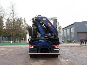 Бортовой автомобиль man tgs 41.470 с КМУ pm 40