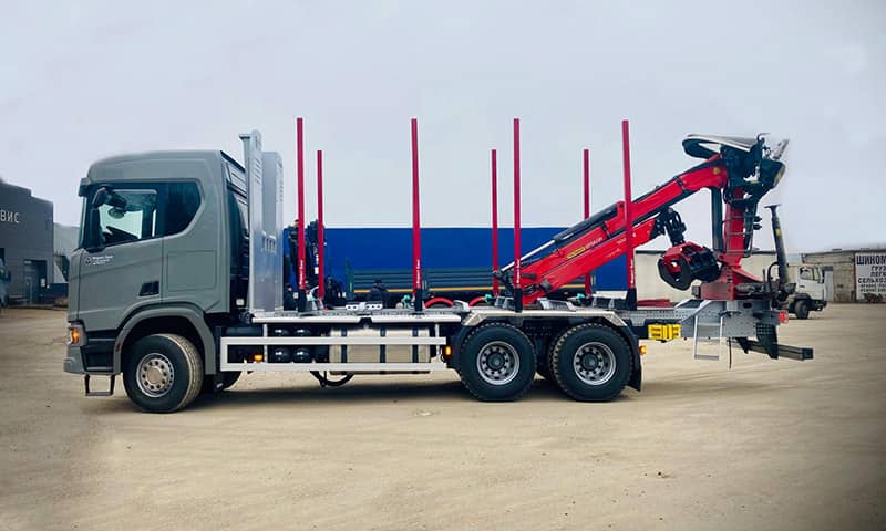 lesovoz-scania-500r-s-gidromanipuljatorom-palfinger-epsilon-m120l-6.jpg