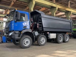Самосвал 8х8 на шасси iveco sv88